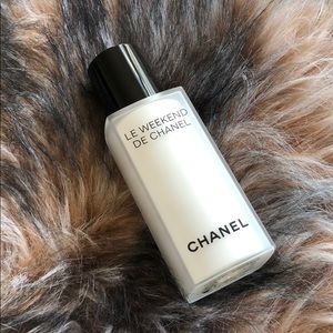 CHANEL LE Weekend De Chanel